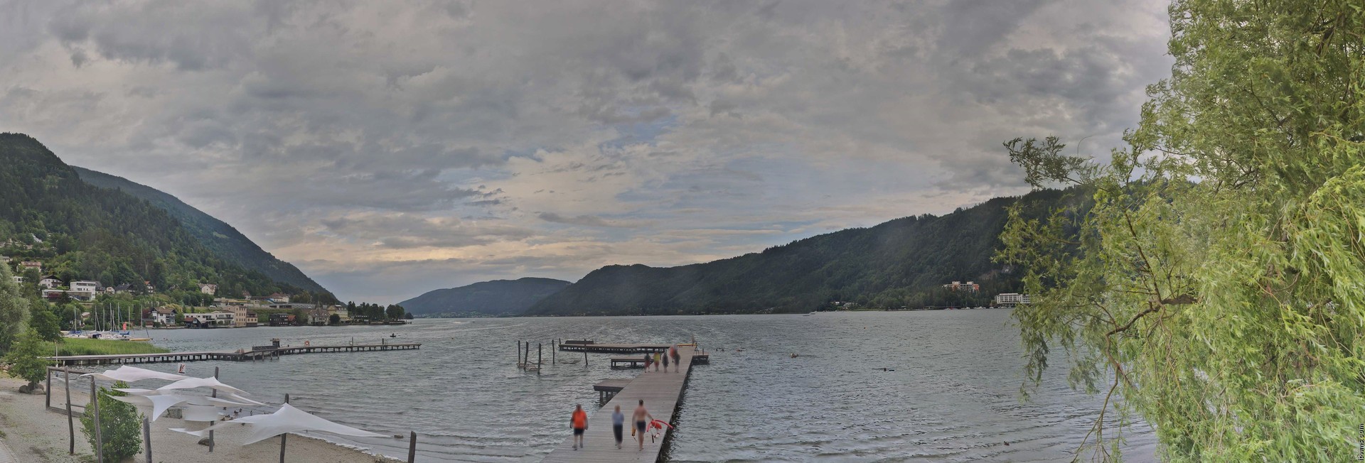 Archived image Webcam Lake Ossiacher See, Annenheim