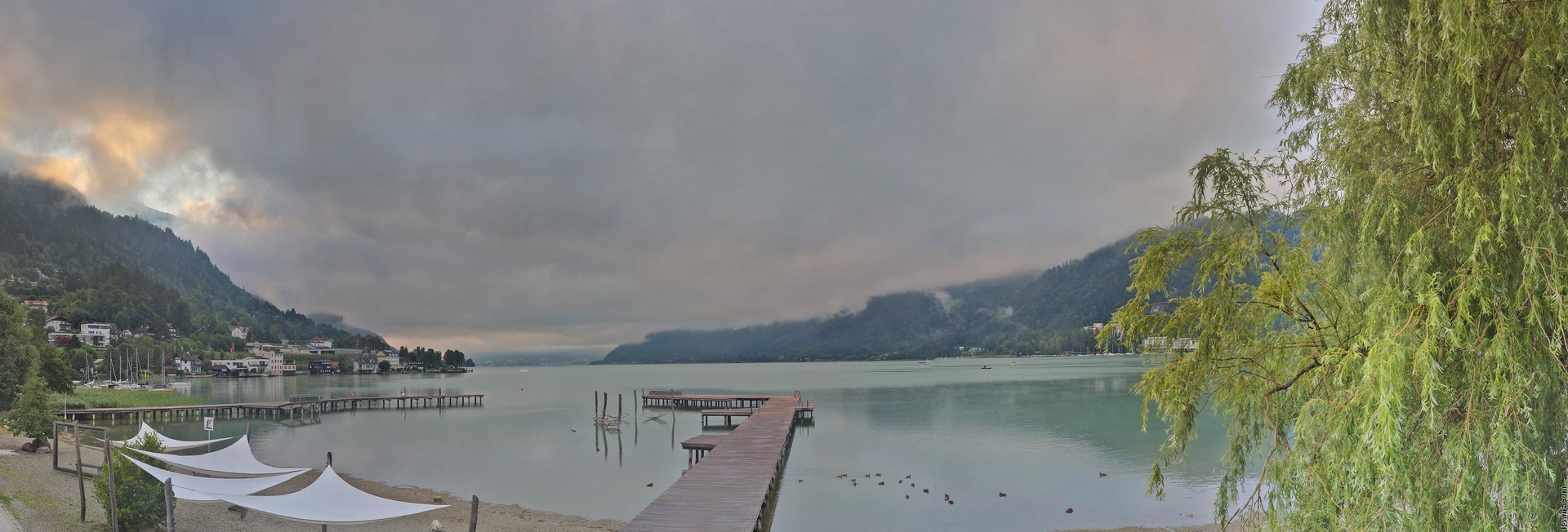 Archived image Webcam Lake Ossiacher See, Annenheim