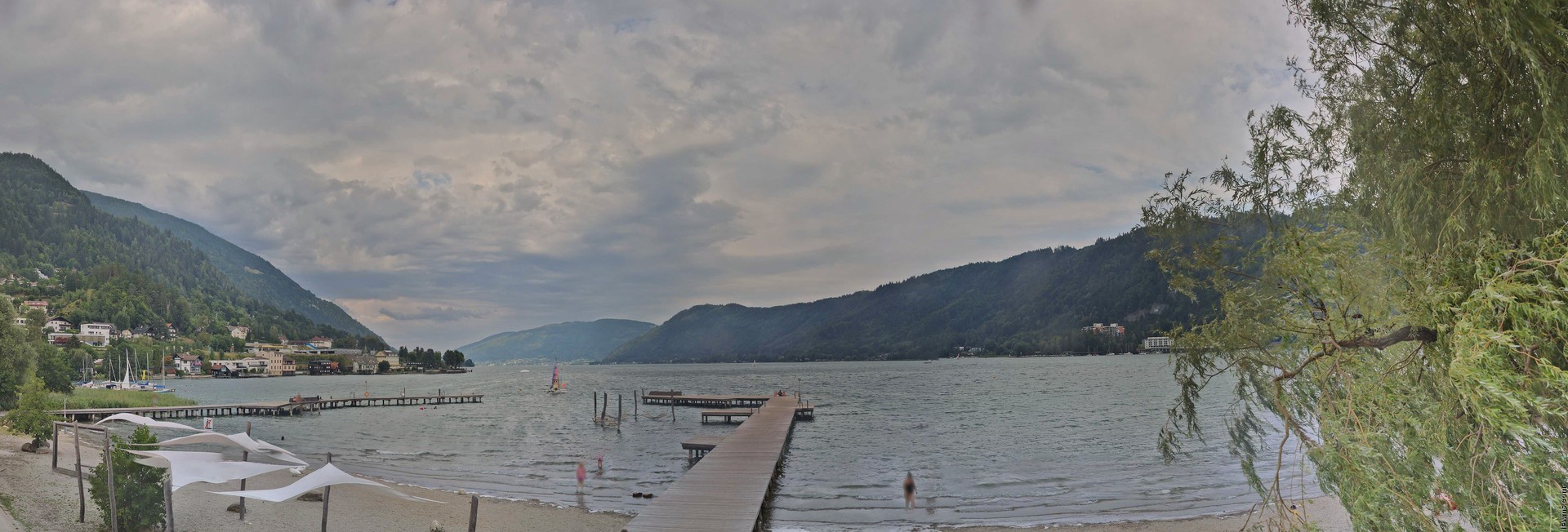 Archived image Webcam Lake Ossiacher See, Annenheim