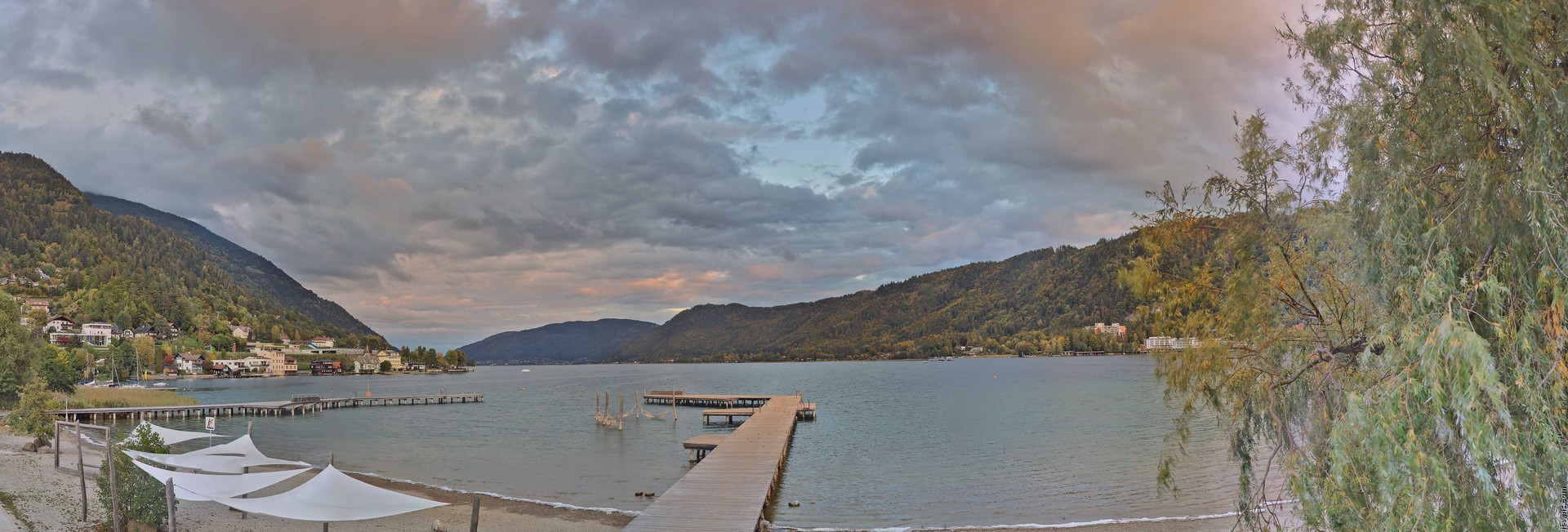 Archived image Webcam Lake Ossiacher See, Annenheim
