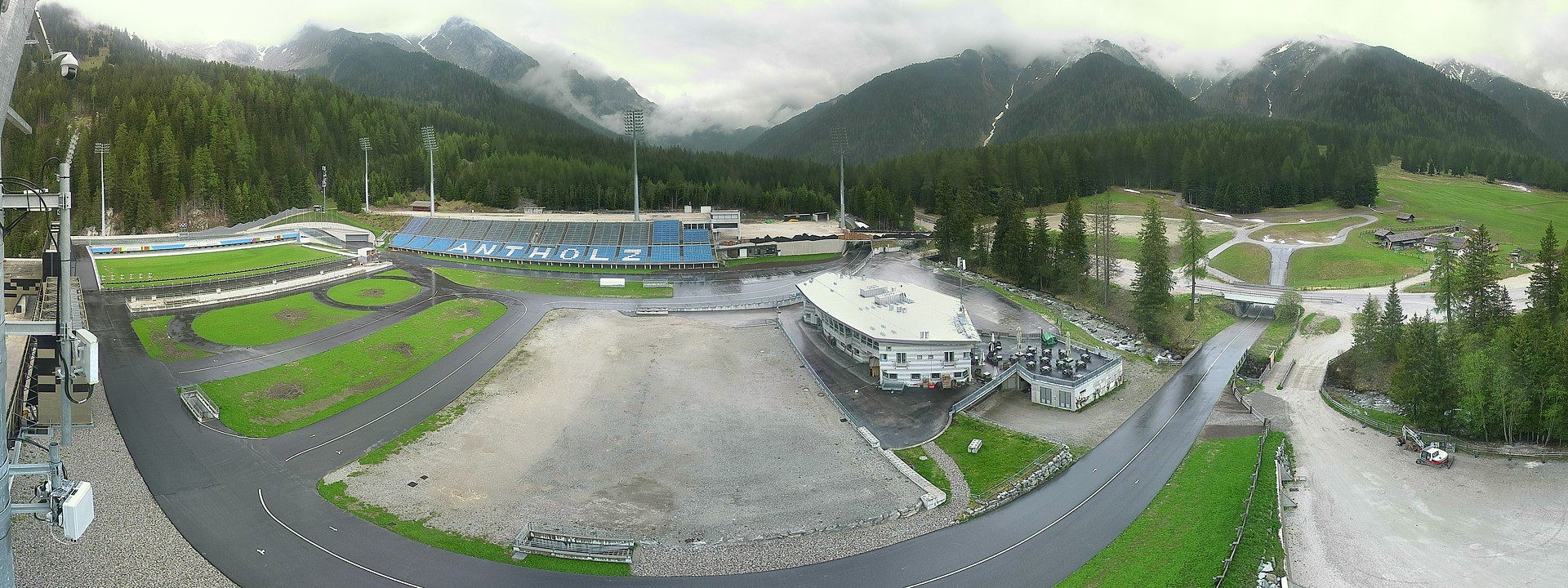 Archived image Webcam Antholz: biathlon stadium
