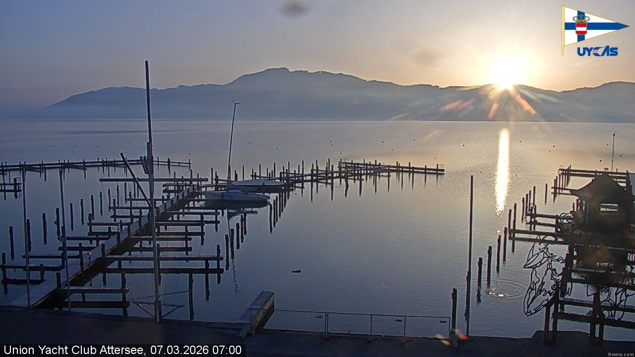 Archiv Foto Webcam Blick vom Union Yacht Club am Attersee