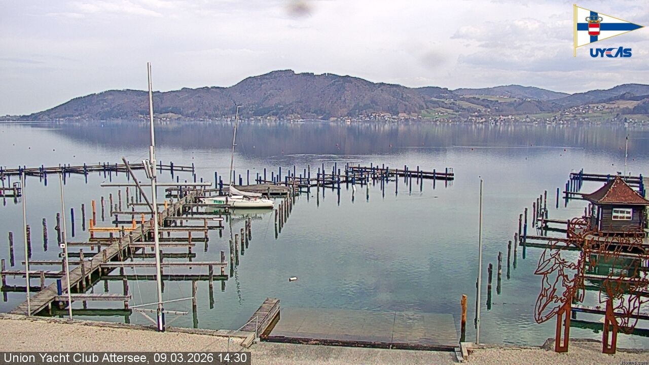 Archiv Foto Webcam Blick vom Union Yacht Club am Attersee