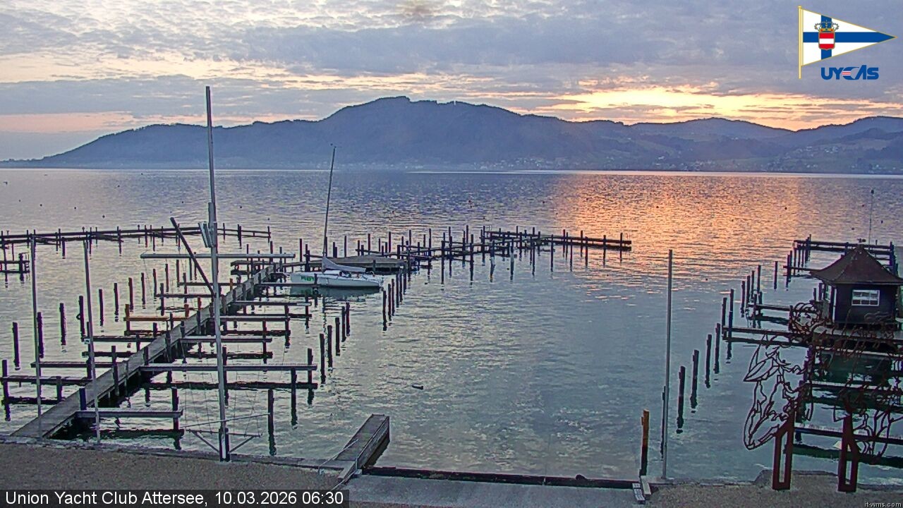 Archiv Foto Webcam Blick vom Union Yacht Club am Attersee