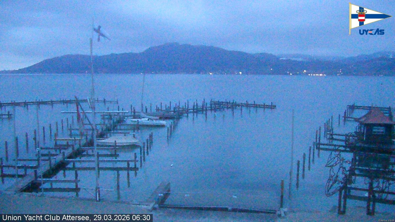 Archiv Foto Webcam Blick vom Union Yacht Club am Attersee