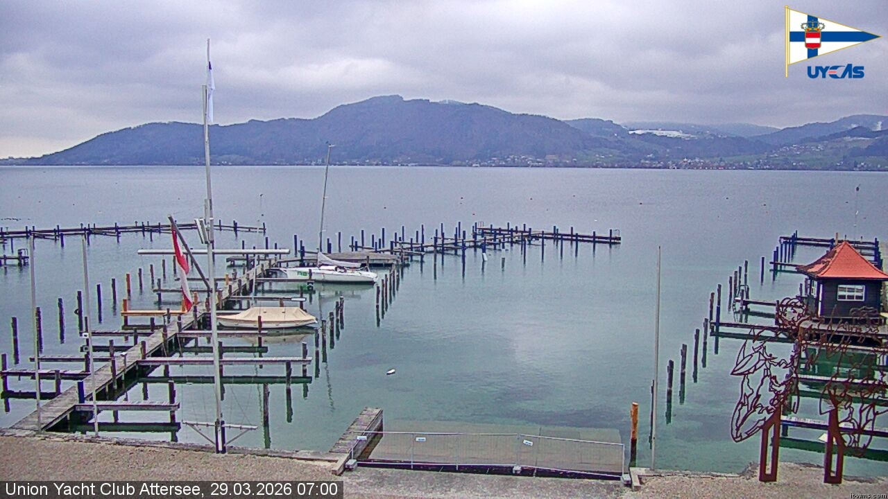 Archiv Foto Webcam Blick vom Union Yacht Club am Attersee