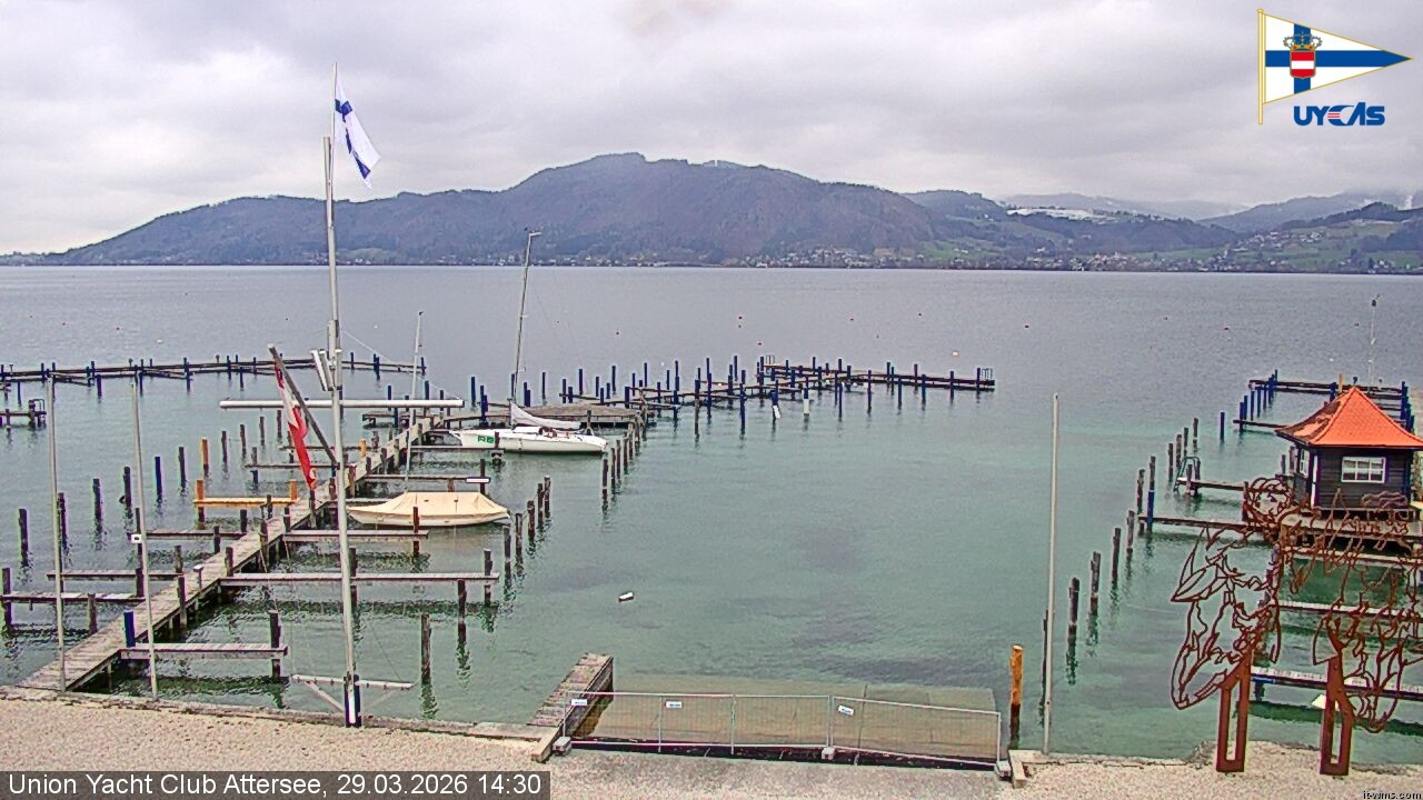 Archiv Foto Webcam Blick vom Union Yacht Club am Attersee