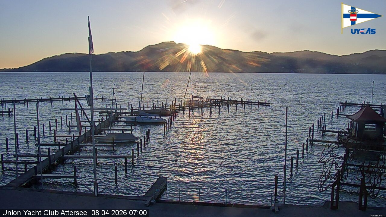 Archiv Foto Webcam Blick vom Union Yacht Club am Attersee