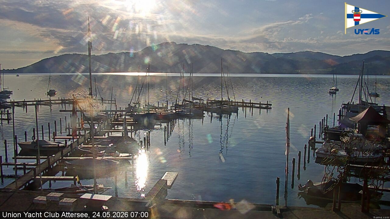 Archiv Foto Webcam Blick vom Union Yacht Club am Attersee