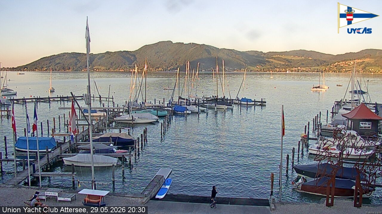Archiv Foto Webcam Blick vom Union Yacht Club am Attersee
