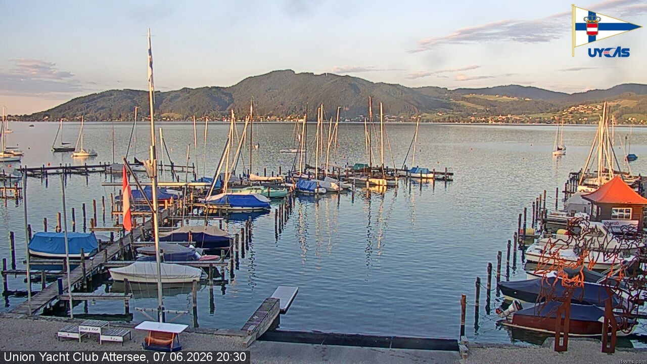 Archiv Foto Webcam Blick vom Union Yacht Club am Attersee