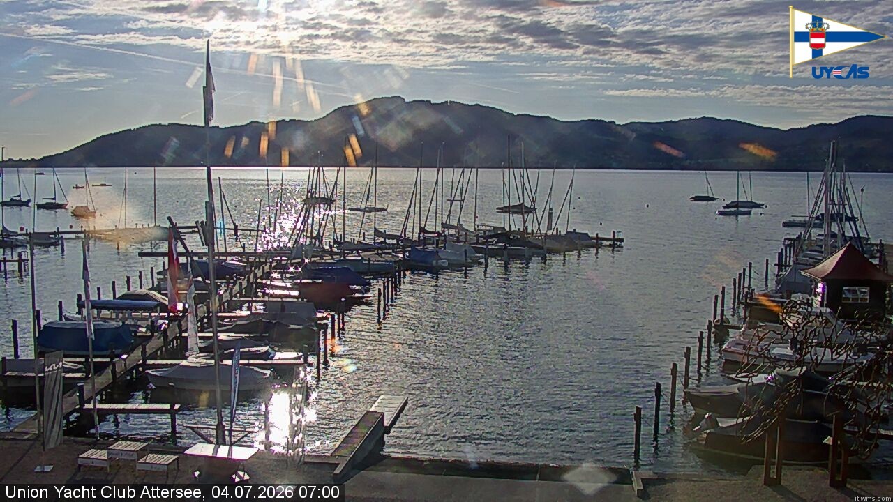 Archiv Foto Webcam Blick vom Union Yacht Club am Attersee