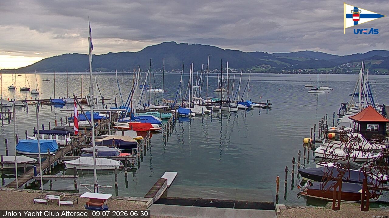 Archiv Foto Webcam Blick vom Union Yacht Club am Attersee