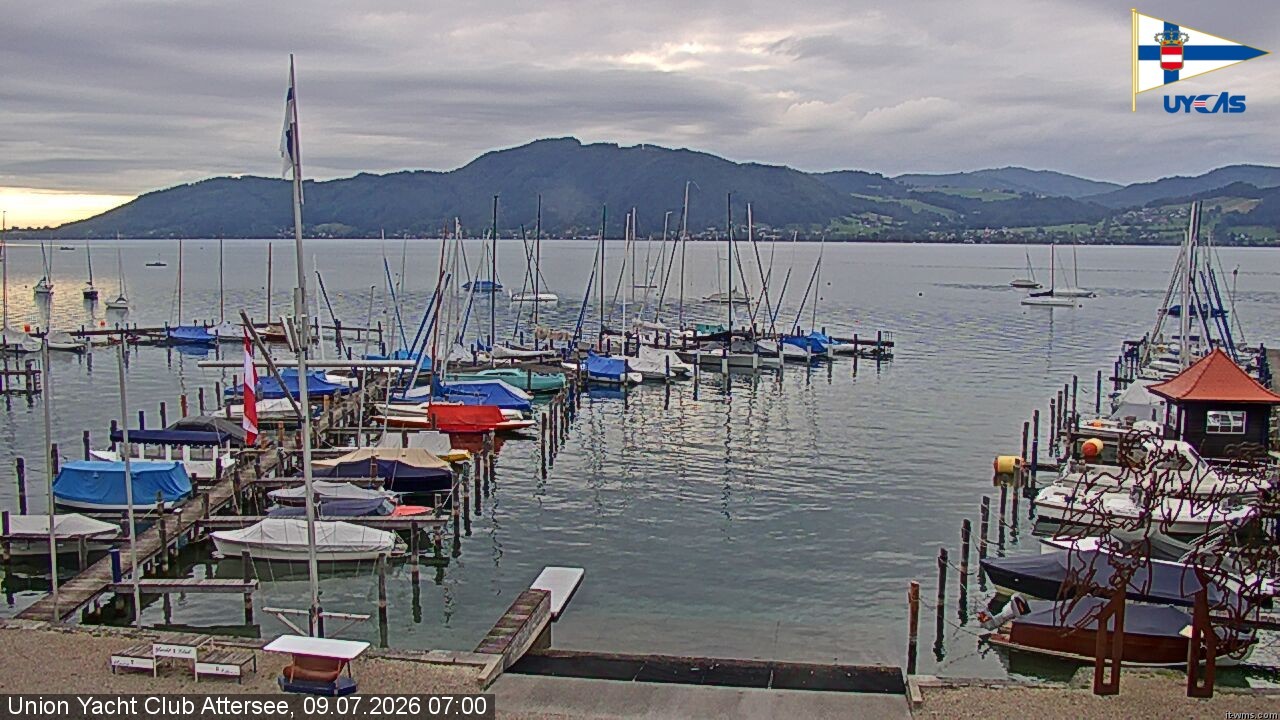 Archiv Foto Webcam Blick vom Union Yacht Club am Attersee
