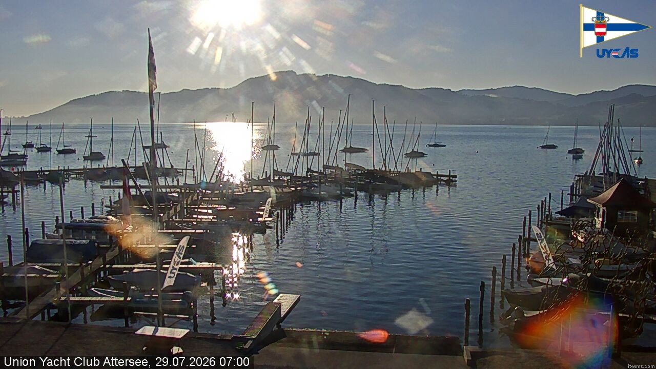 Archiv Foto Webcam Blick vom Union Yacht Club am Attersee