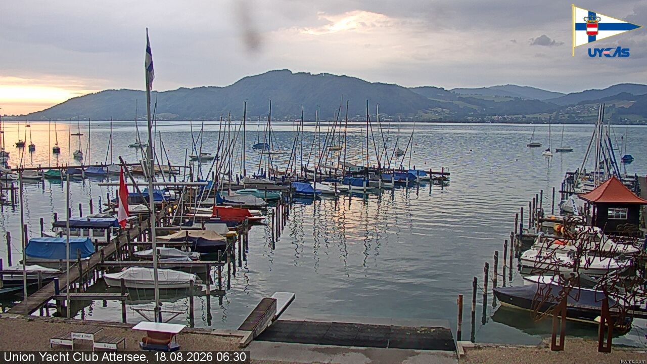 Archiv Foto Webcam Blick vom Union Yacht Club am Attersee