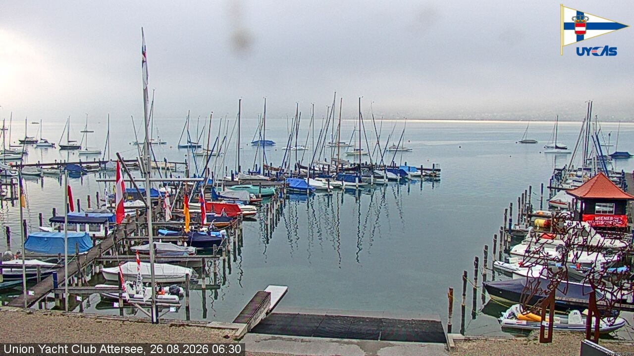 Archived image Webcam Attersee: View at Union Yacht Club