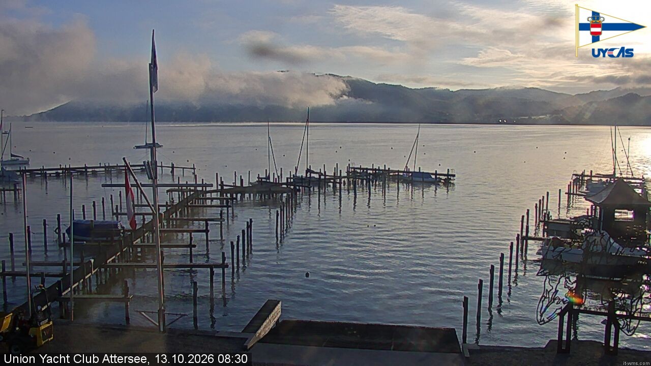 Archived image Webcam Attersee: View at Union Yacht Club