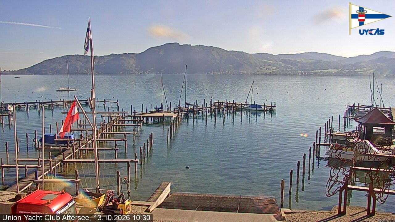 Archived image Webcam Attersee: View at Union Yacht Club
