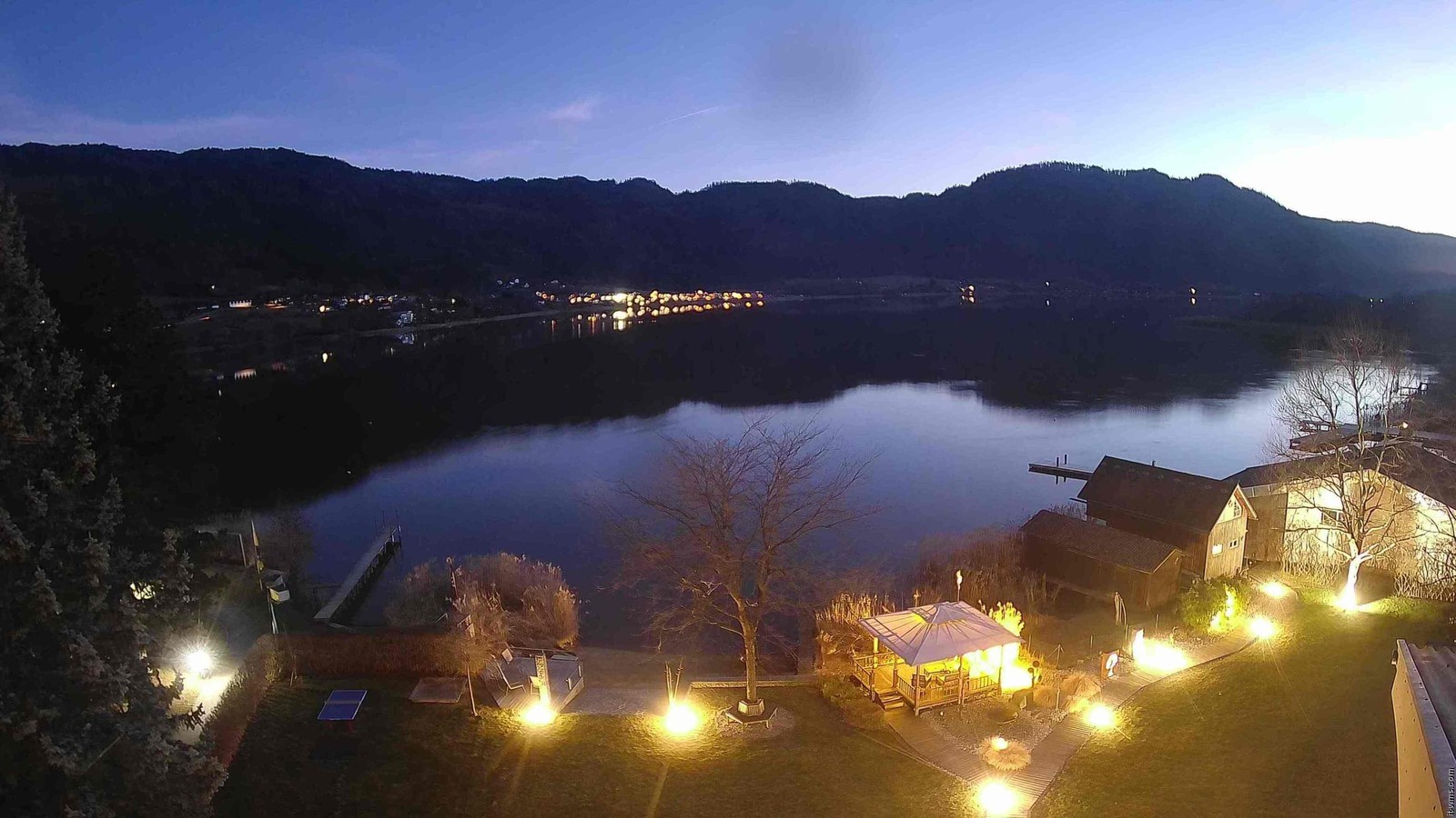 Archived image Webcam View at Hotel Seerose