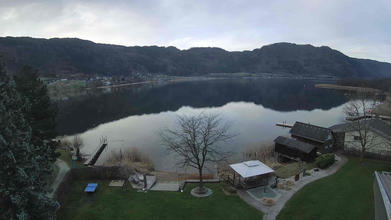 Archived image Webcam View at Hotel Seerose