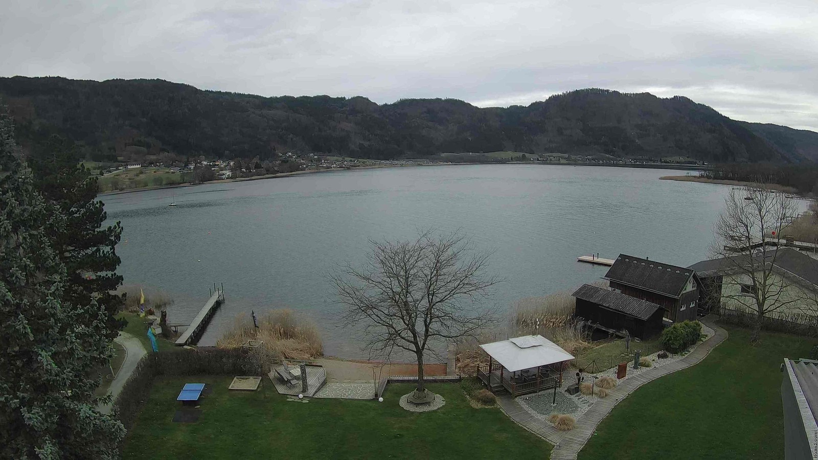 Archiv Foto Webcam Ossiacher See: Ausblick vom Hotel Seerose