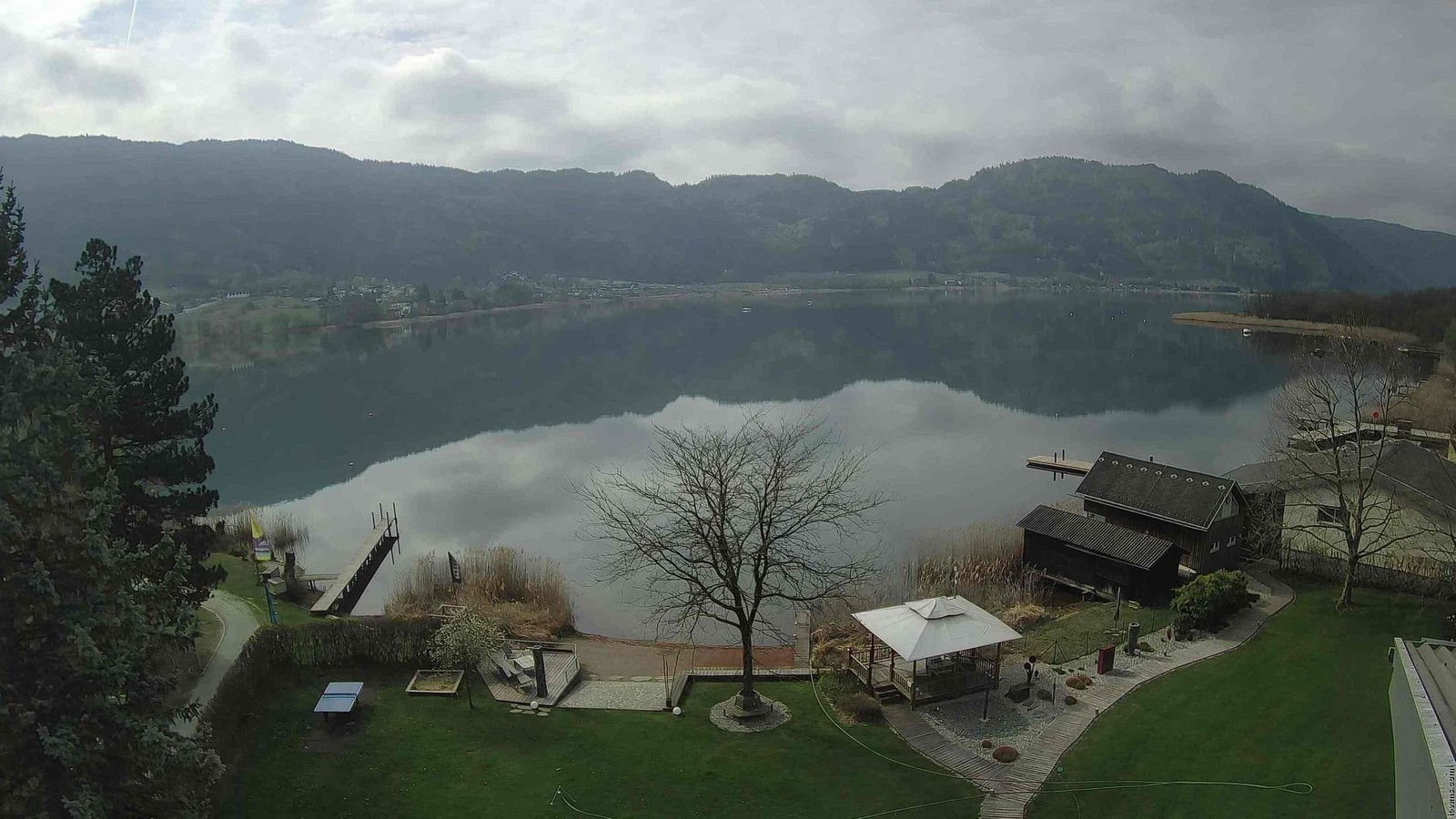 Archived image Webcam View at Hotel Seerose