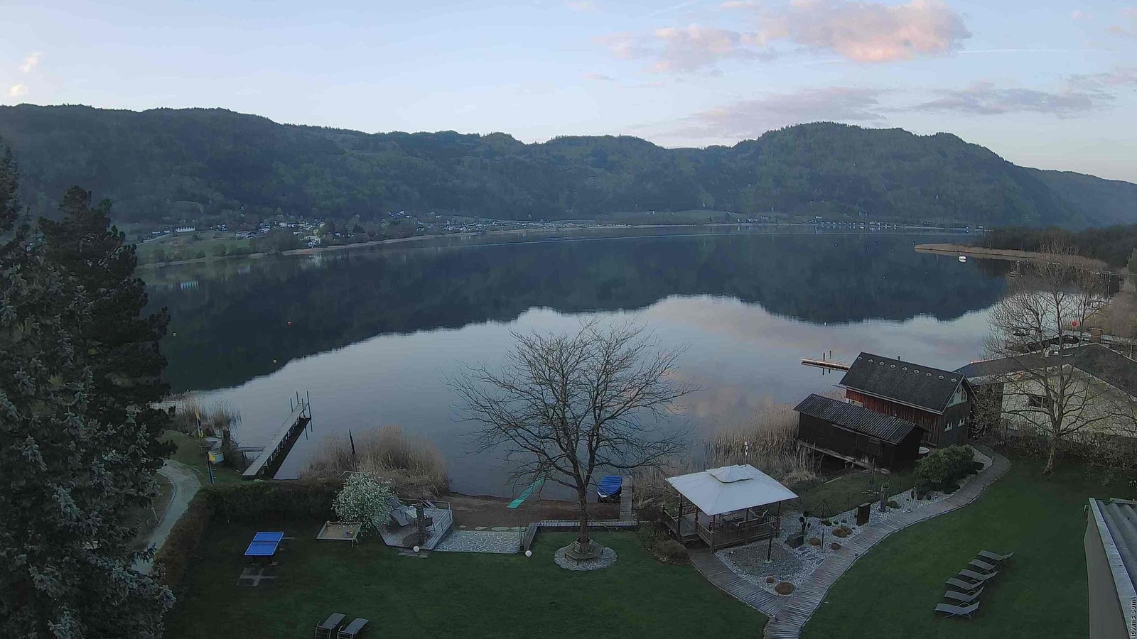 Archiv Foto Webcam Ossiacher See: Ausblick vom Hotel Seerose