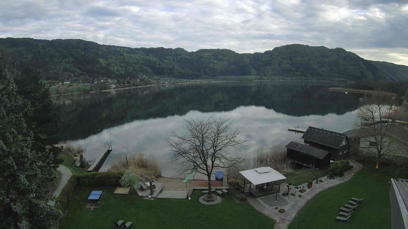 Archiv Foto Webcam Ossiacher See: Ausblick vom Hotel Seerose