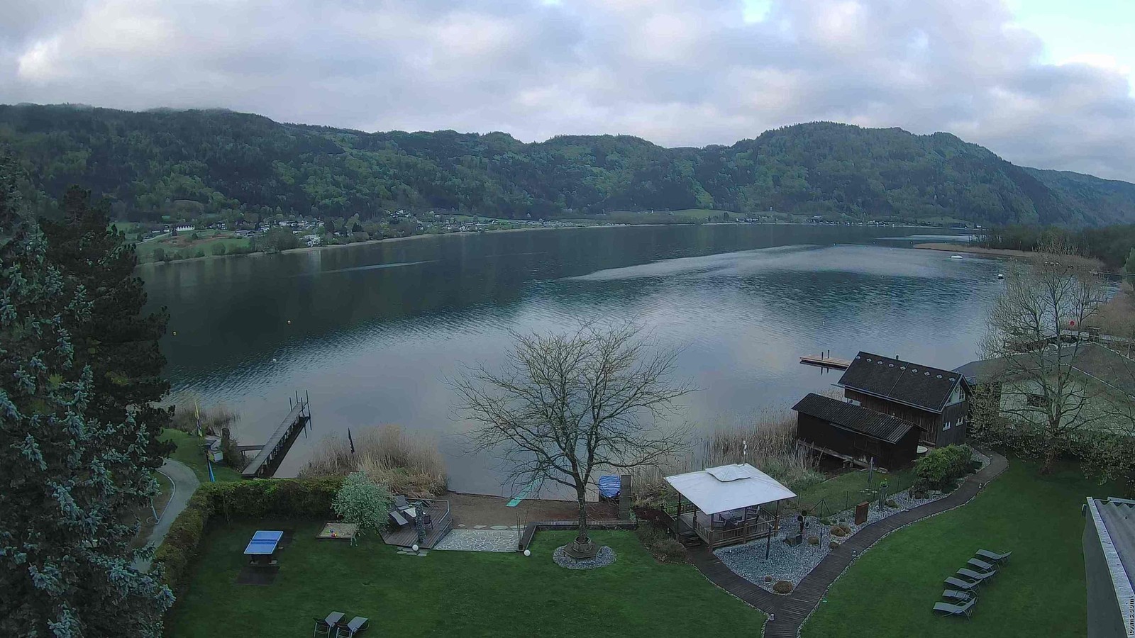 Archiv Foto Webcam Ossiacher See: Ausblick vom Hotel Seerose
