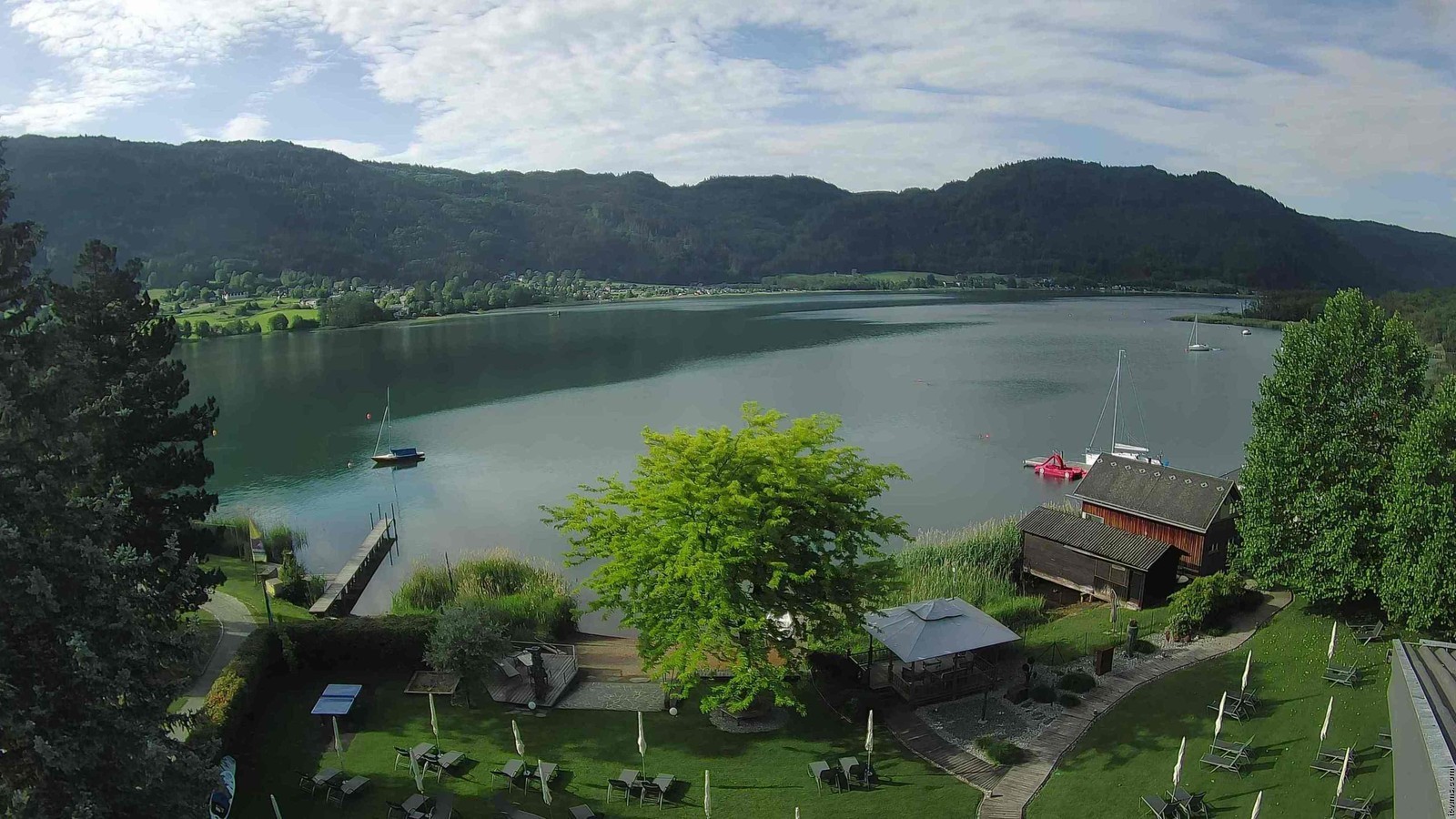 Archived image Webcam View at Hotel Seerose