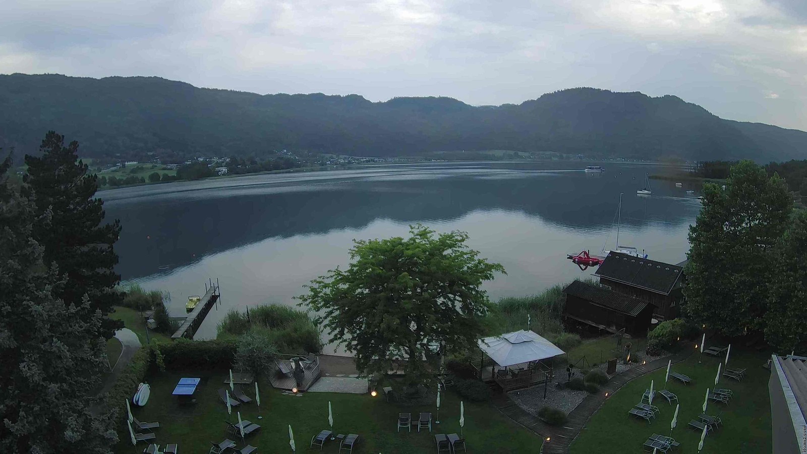 Archiv Foto Webcam Ossiacher See: Ausblick vom Hotel Seerose