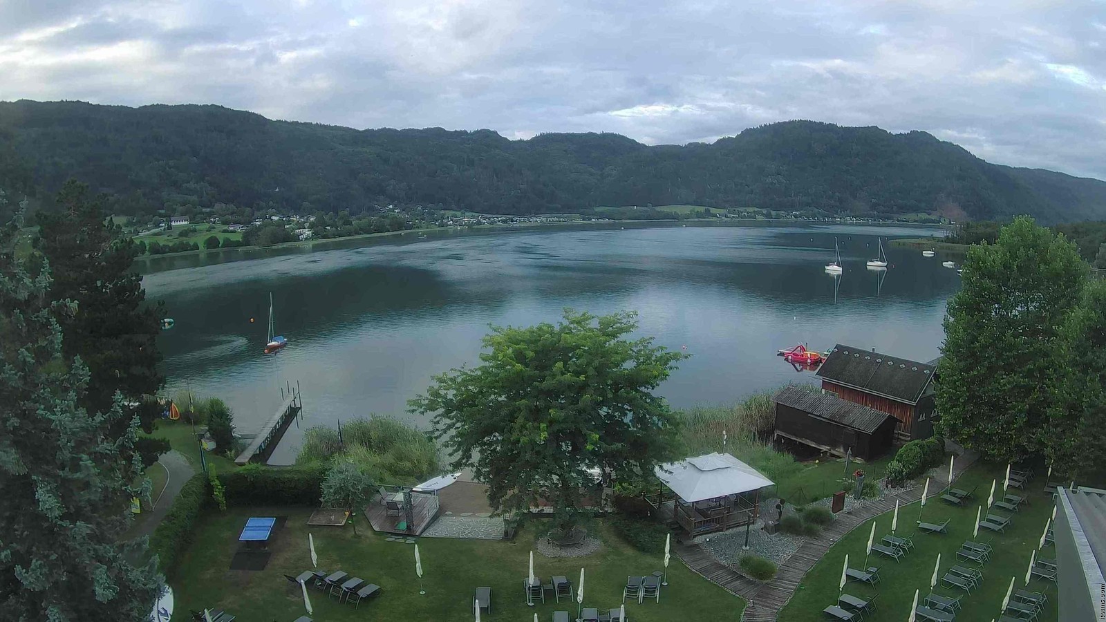 Archived image Webcam View at Hotel Seerose