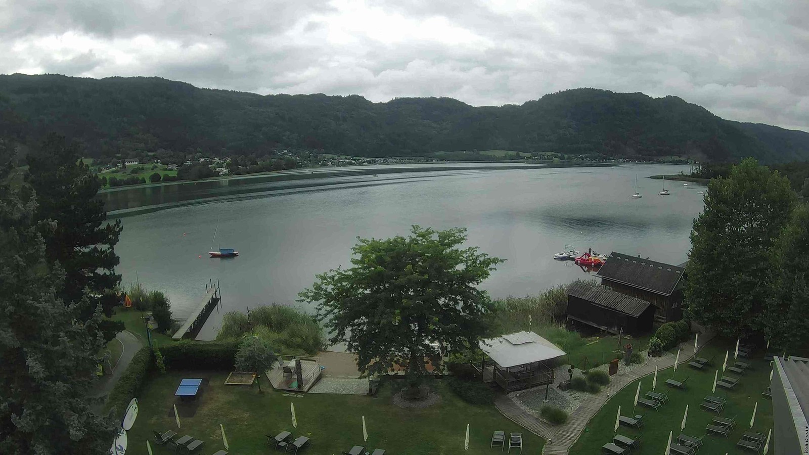 Archived image Webcam View at Hotel Seerose