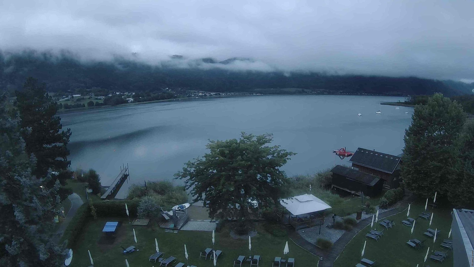 Archived image Webcam View at Hotel Seerose