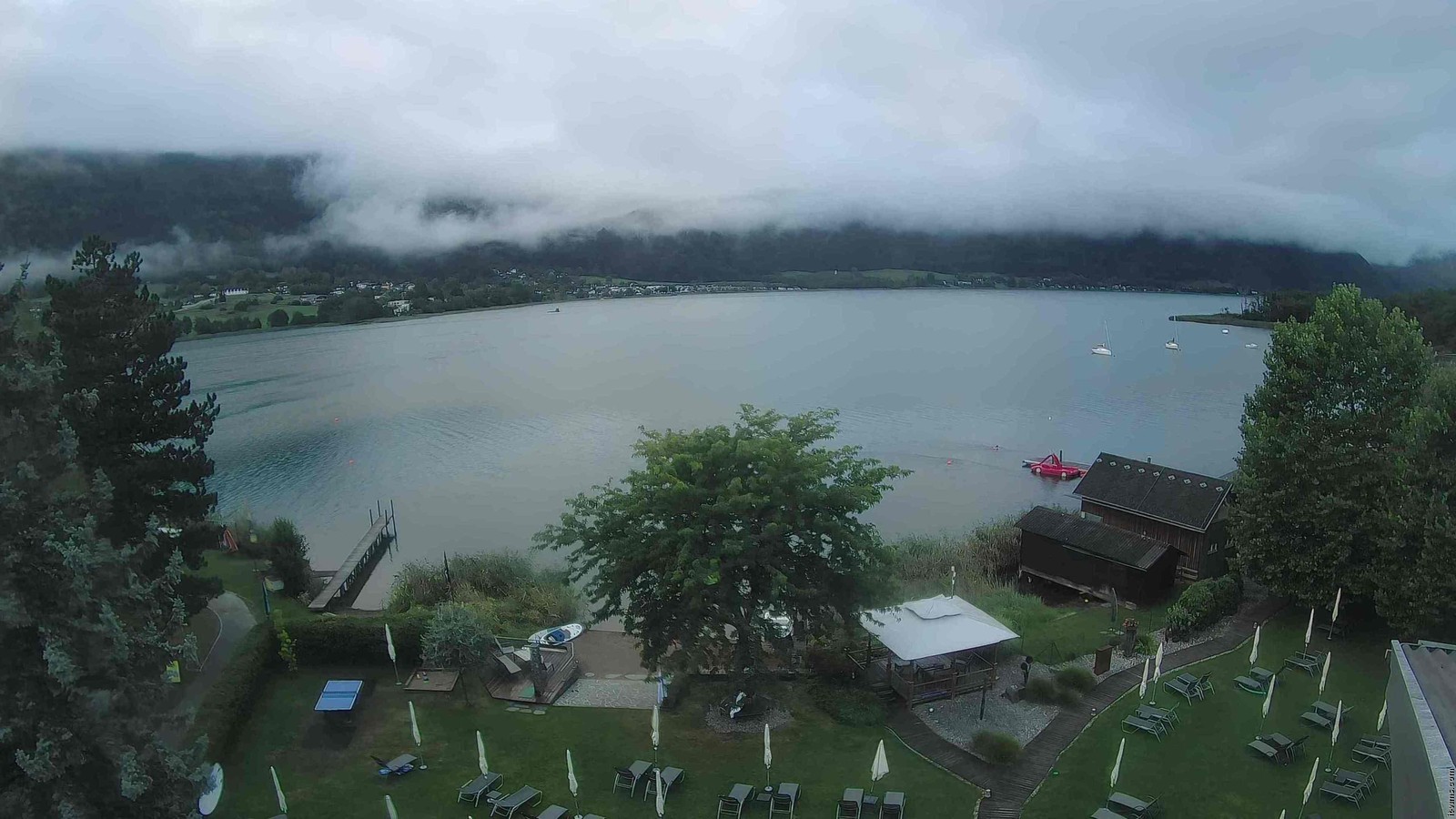 Archived image Webcam View at Hotel Seerose