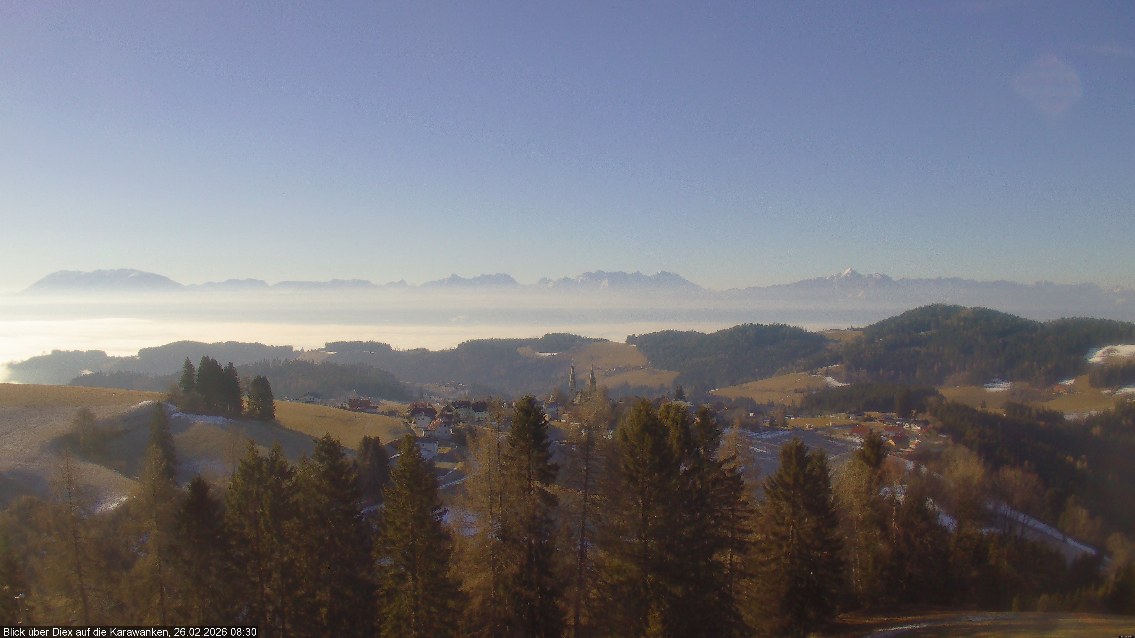 Archived image Webcam Outlook on Diex