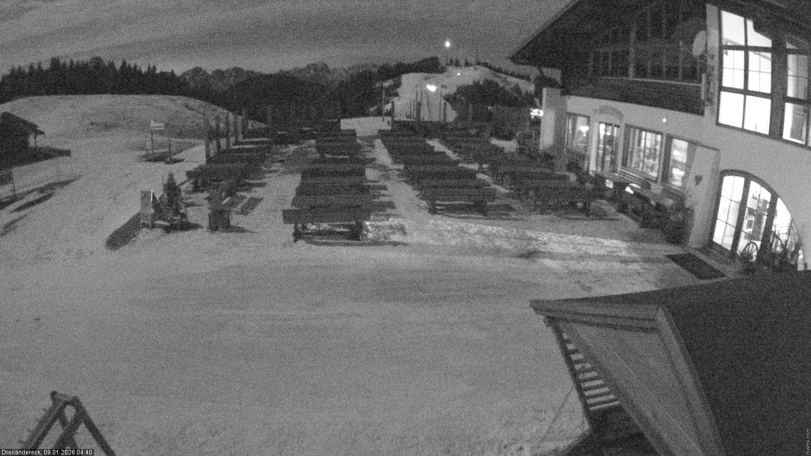 Archiv Foto Webcam Dreiländereck in der Region Villach: Bergrestaurant