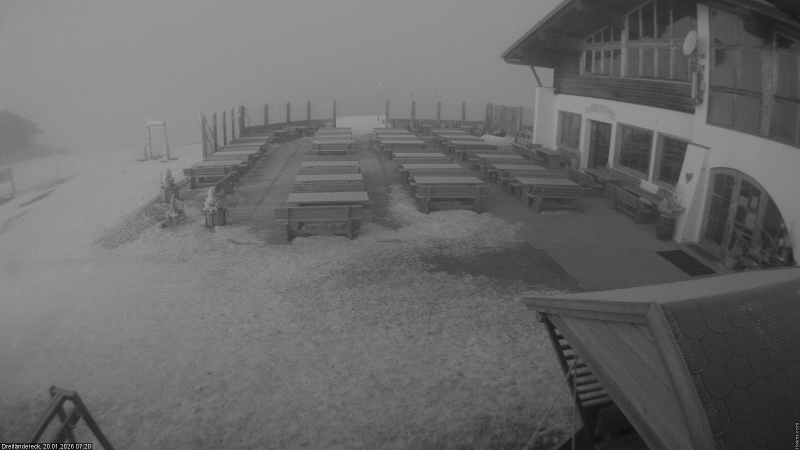 Archiv Foto Webcam Dreiländereck in der Region Villach: Bergrestaurant