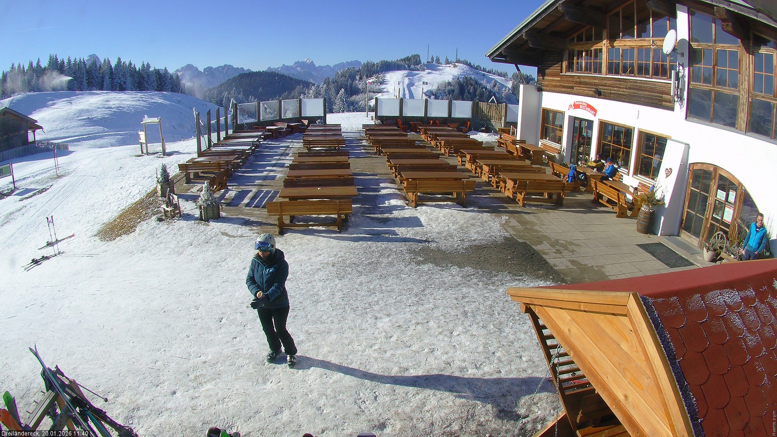 Archiv Foto Webcam Dreiländereck in der Region Villach: Bergrestaurant