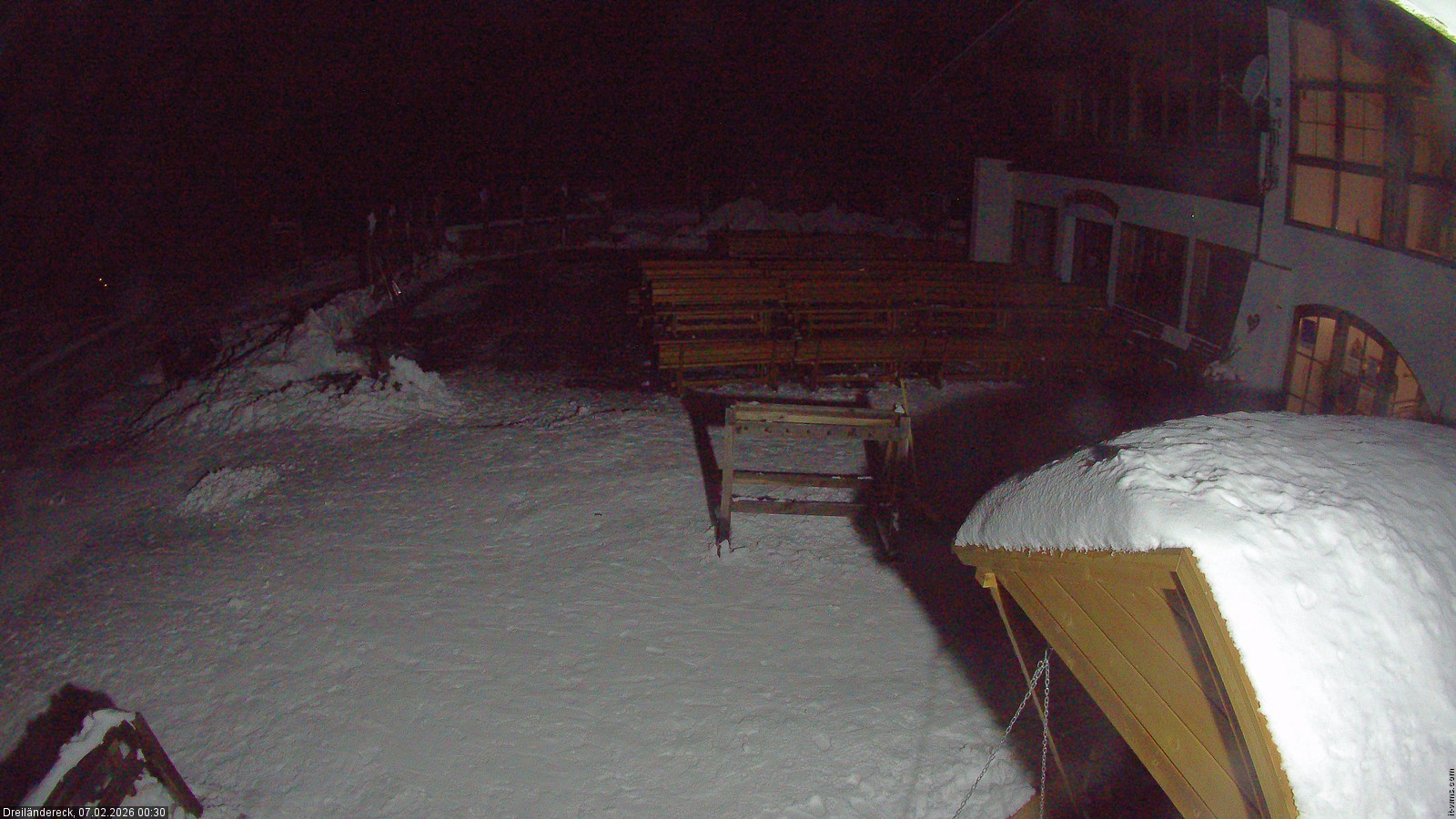 Archiv Foto Webcam Dreiländereck in der Region Villach: Bergrestaurant