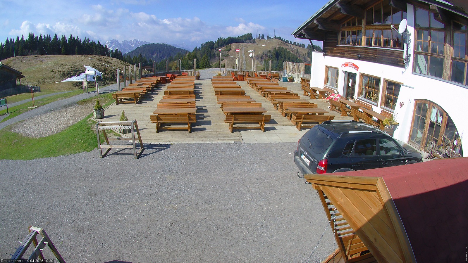 Archiv Foto Webcam Dreiländereck in der Region Villach: Bergrestaurant