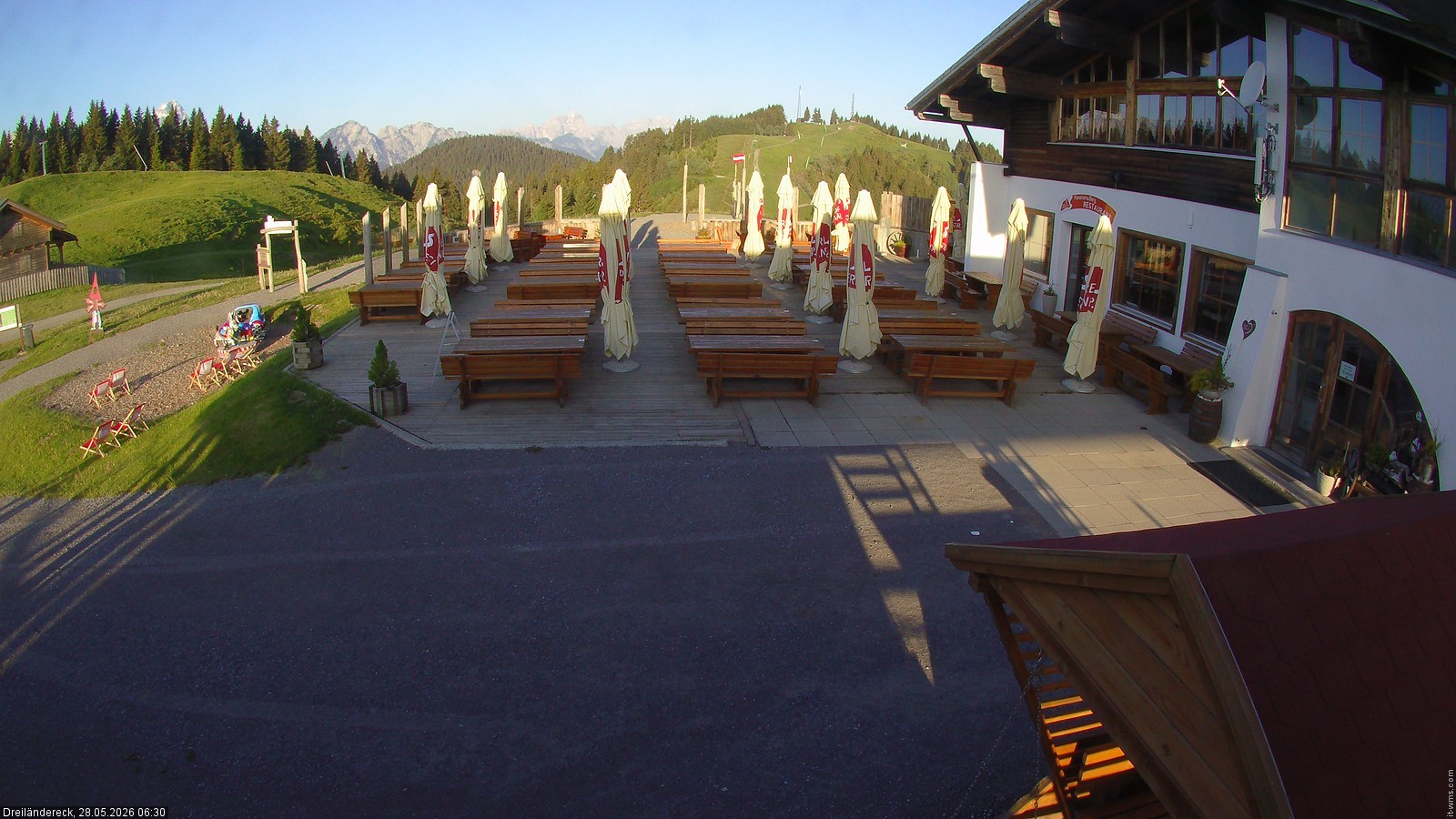 Archived image Webcam Mountain Restaurant Dreiländereck