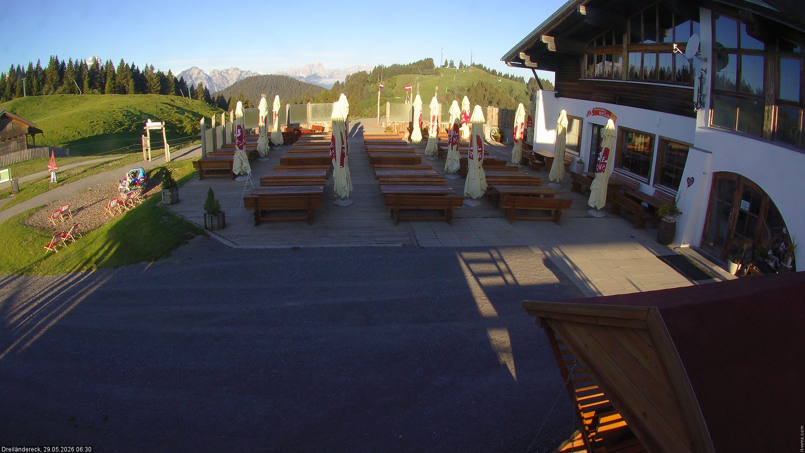 Archived image Webcam Mountain Restaurant Dreiländereck