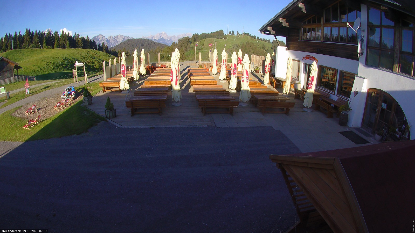 Archived image Webcam Mountain Restaurant Dreiländereck