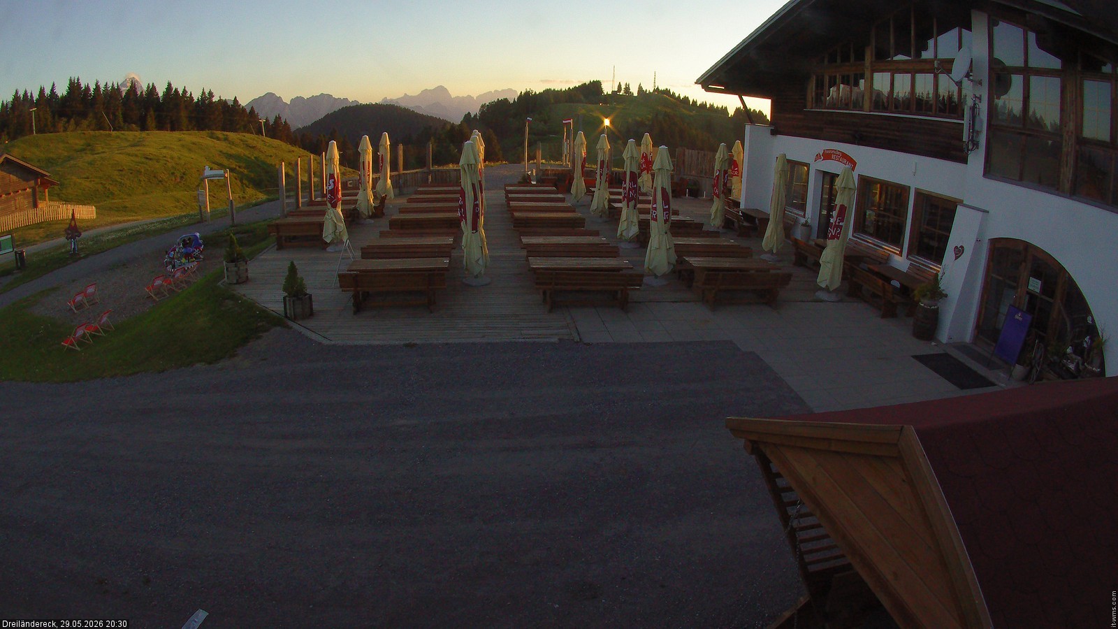 Archived image Webcam Mountain Restaurant Dreiländereck