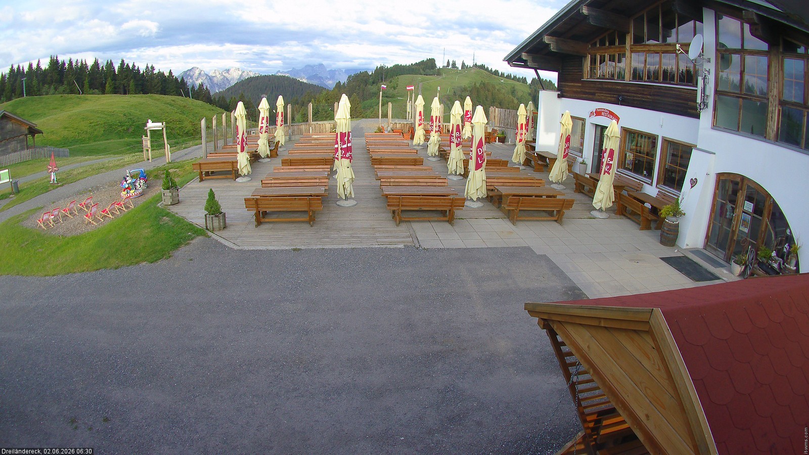 Archived image Webcam Mountain Restaurant Dreiländereck
