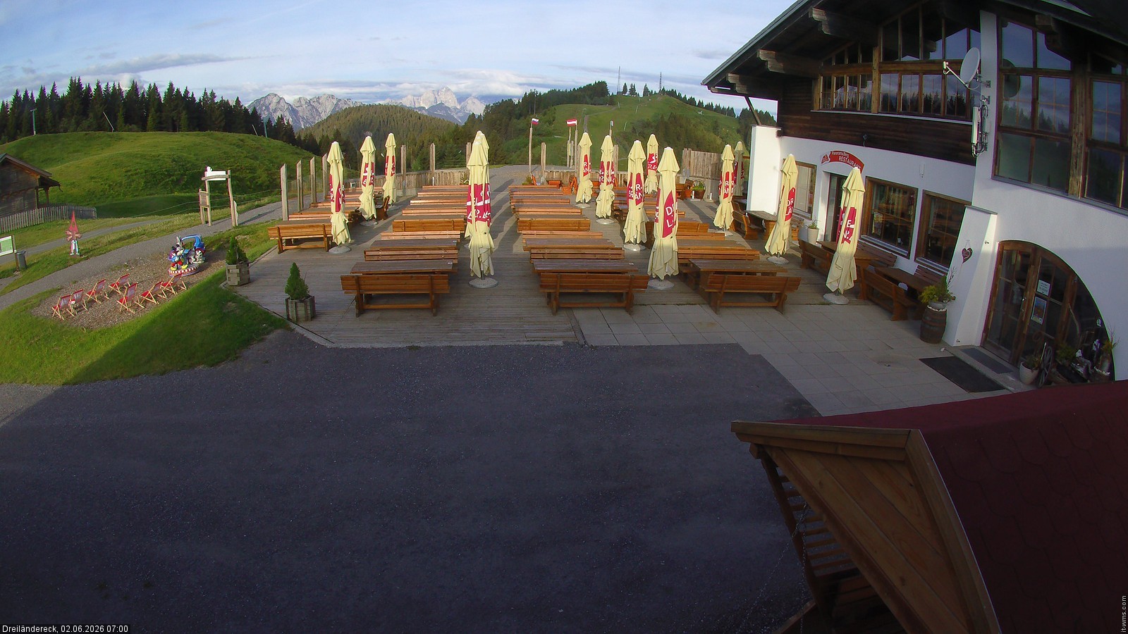 Archived image Webcam Mountain Restaurant Dreiländereck