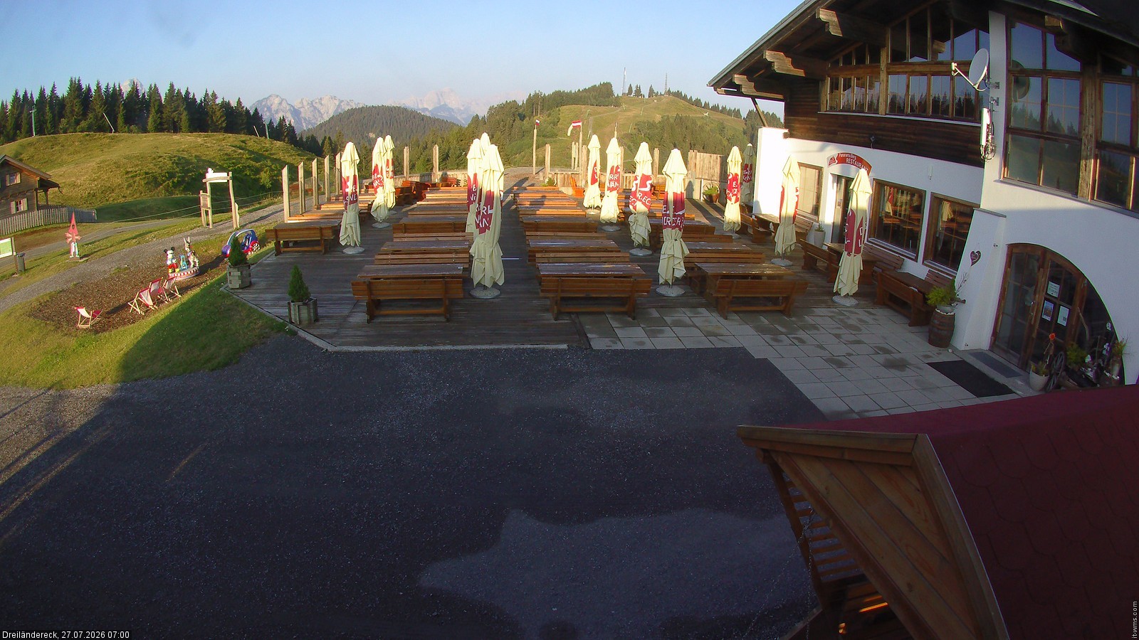 Archived image Webcam Mountain Restaurant Dreiländereck