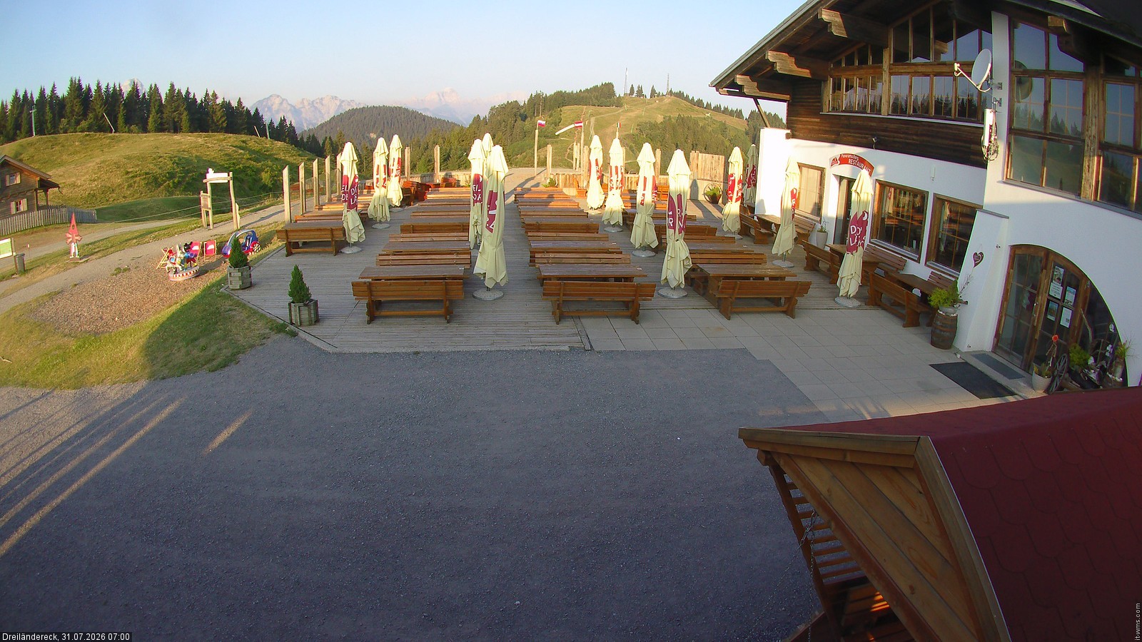 Archived image Webcam Mountain Restaurant Dreiländereck